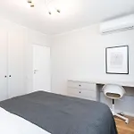 Sunny 2br Flat - Location - Stunning Views Lejlighed Bukarest