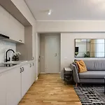 Sunny 2br Flat - Location - Stunning Views