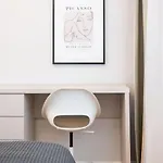 Sunny 2br Flat - Location - Stunning Views * ブカレスト