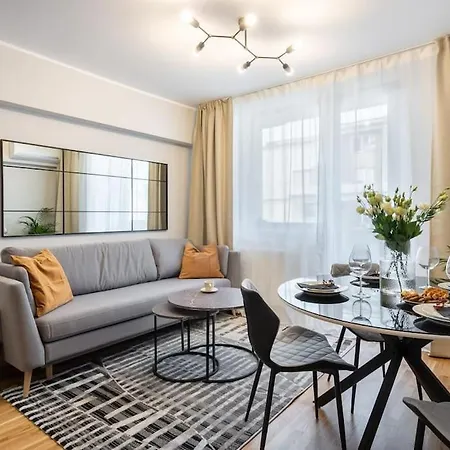 Apartamento Sunny 2br Flat - Location - Stunning Views Bucarest