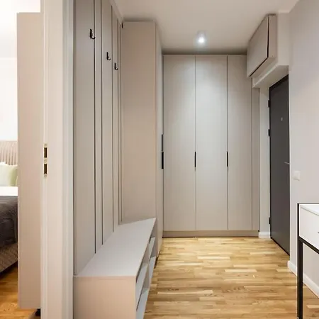 Sunny 2br Flat - Location - Stunning Views Bucharest