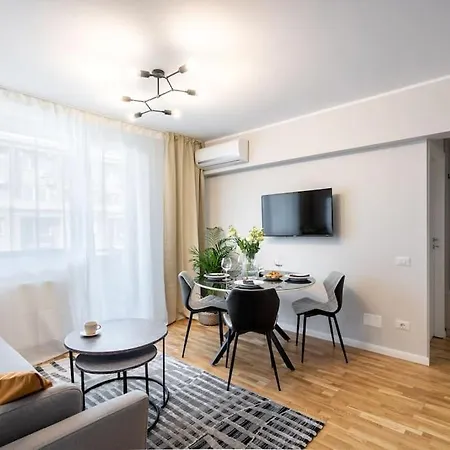 Sunny 2br Flat - Location - Stunning Views Apartamento