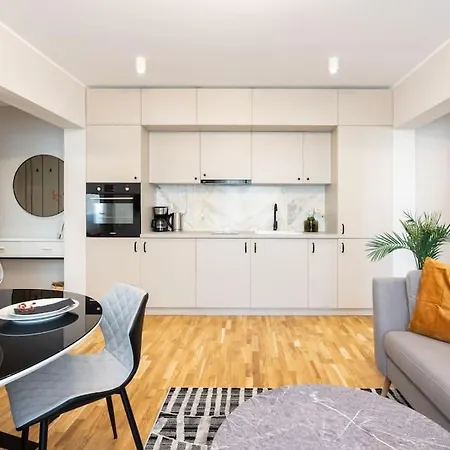 Apartment Sunny 2br Flat - Location - Stunning Views *