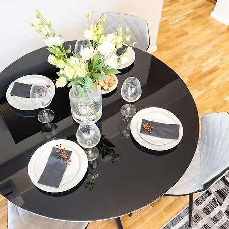 Lejlighed Sunny 2br Flat - Location - Stunning Views