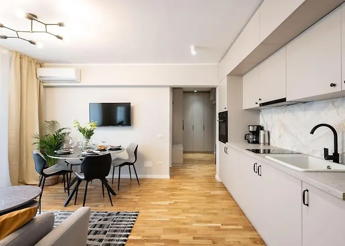 Apartment Sunny 2br Flat - Location - Stunning Views *