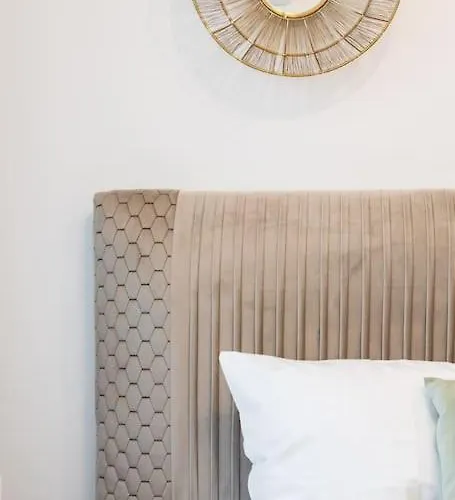 Apartament Sunny 2br Flat - Location - Stunning Views Bucureşti