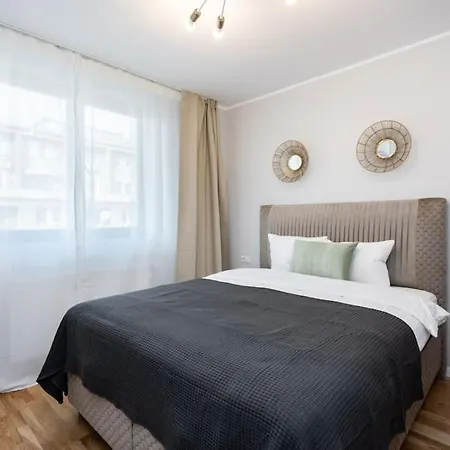 Sunny 2br Flat - Location - Stunning Views Appartement