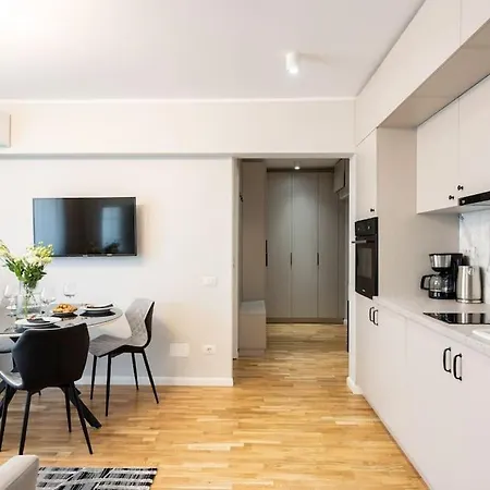 Appartement Sunny 2br Flat - Location - Stunning Views Bucarest