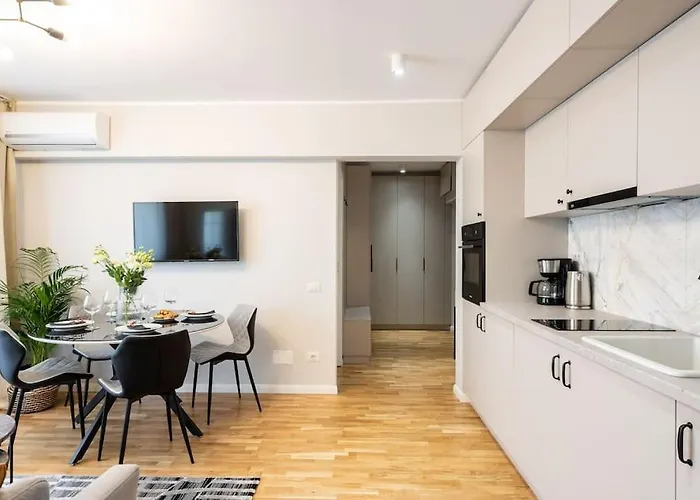 Lägenhet Sunny 2br Flat - Location - Stunning Views Bukarest