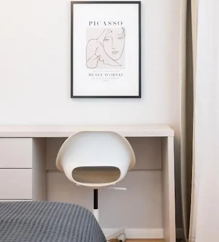 Sunny 2br Flat - Location - Stunning Views * Bukarest